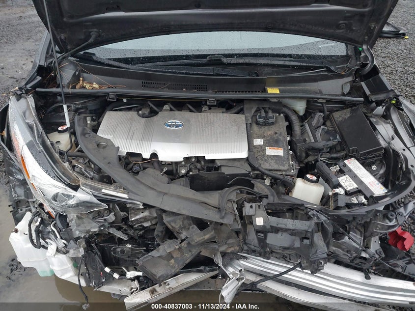 2018 TOYOTA PRIUS VIN: JTDKBRFU2J3603792