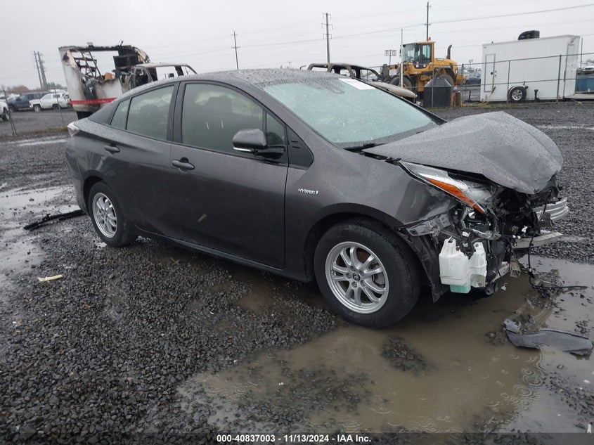 2018 TOYOTA PRIUS VIN: JTDKBRFU2J3603792