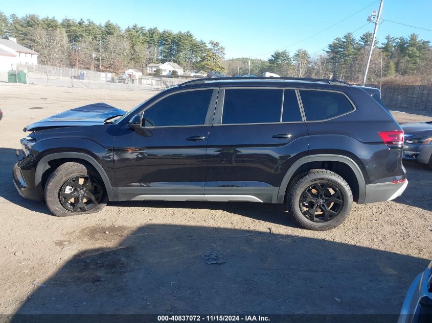 2024 Volkswagen Atlas 2.0T Peak Edition Se W/Technology VIN: 1V2CR2CA7RC577301 Lot: 40837072