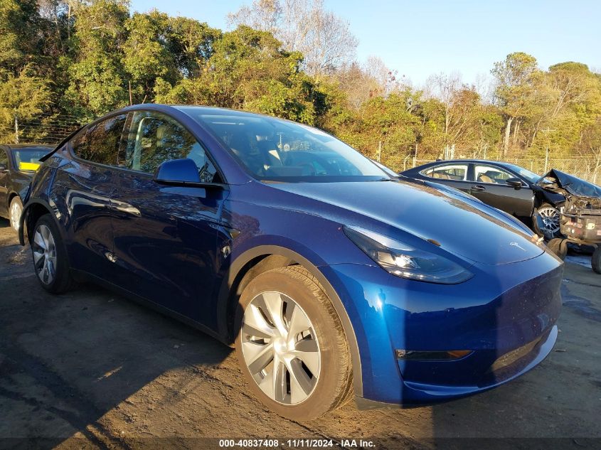 VIN 7SAYGDEE4RF984359 2024 Tesla Model Y, Long Rang... no.1