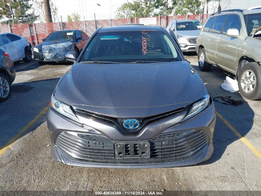 2018 Toyota Camry Hybrid Xle VIN: 4T1B21HK8JU001854 Lot: 40838369