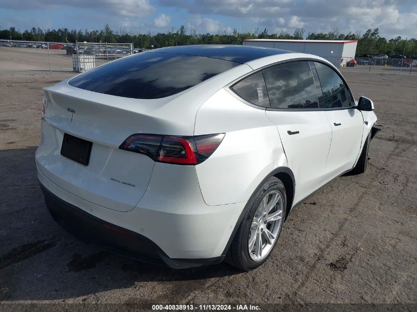 VIN 5YJYGDEE6MF102873 2021 TESLA MODEL Y no.4