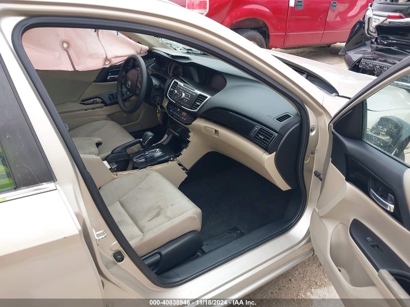 2016 HONDA ACCORD VIN: 1HGCR2F32GA022815