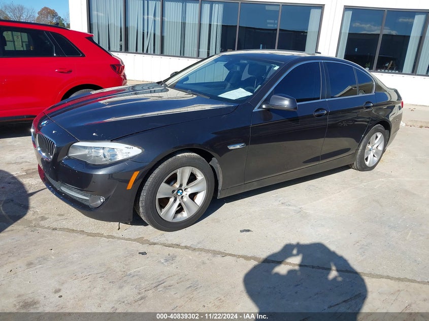 Vin: wbaxg5c5xdd233877, lot: 41328917, bmw 528i 20132