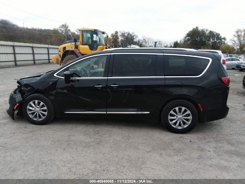 2019 Chrysler Pacifica Touring L VIN: 2C4RC1BG5KR650109 Lot: 40840055