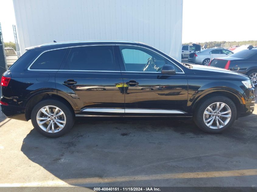 2017 Audi Q7 3.0T Premium VIN: WA1LAAF74HD033585 Lot: 40840151