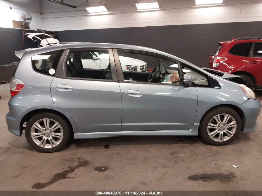 2011 Honda Fit Sport VIN: JHMGE8H51BC003293 Lot: 40840378