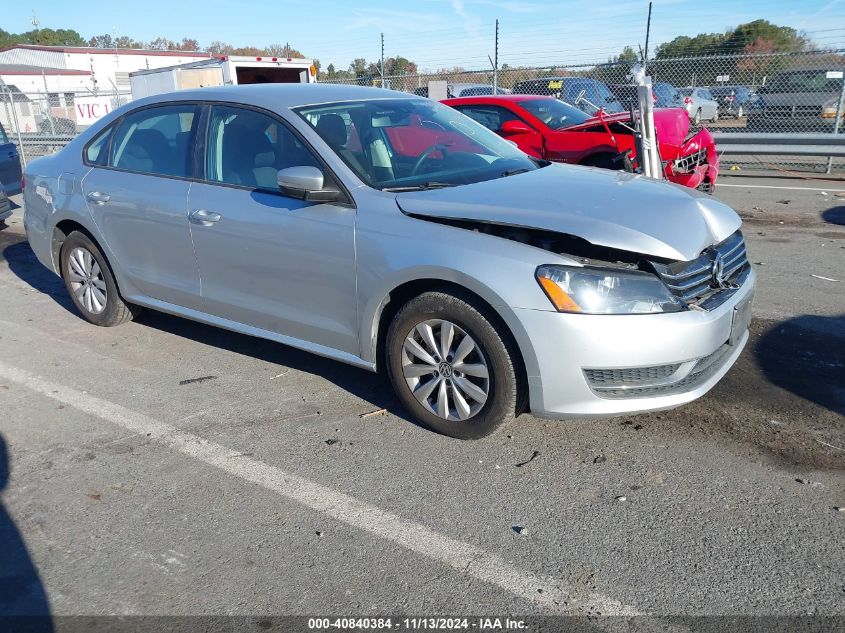 2013 Volkswagen Passat 2.5L S VIN: 1VWAH7A30DC001388 Lot: 40840384