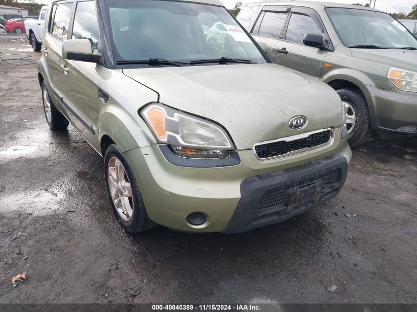 2011 Kia Soul + VIN: KNDJT2A2XB7330388 Lot: 40840389