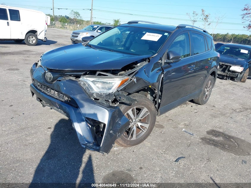 2017 TOYOTA RAV4 XLE - JTMWFREV2HD100557