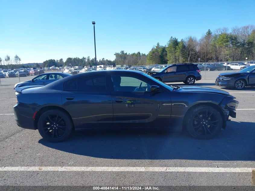 VIN 2C3CDXBG9JH289952 2018 DODGE CHARGER SXT RWD