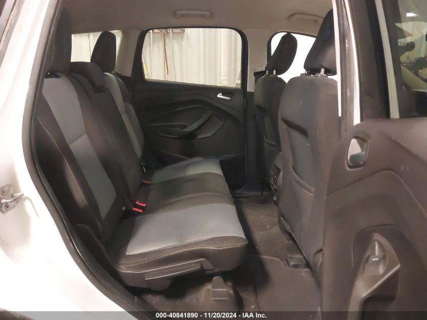 VIN 1FMCU9GD5JUD08270 2018 FORD ESCAPE SE