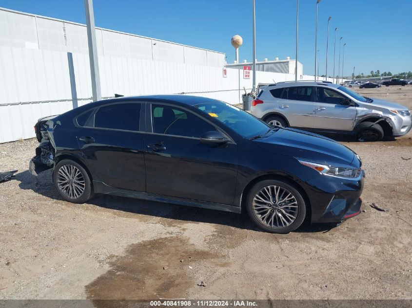 2024 Kia Forte Gt-Line VIN: 3KPF54AD6RE765965 Lot: 40841908