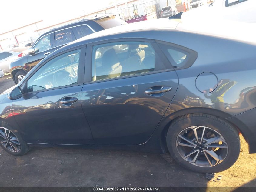 2022 Kia Forte Lxs VIN: 3KPF24ADXNE423762 Lot: 40842032