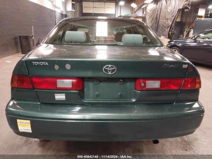 1999 Toyota Camry VIN: 8TABG2286XU915643 Lot: 40842140