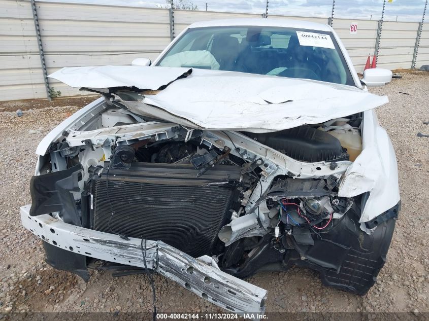2018 CHRYSLER 300 VIN: 2C3CCAAG2JH256227