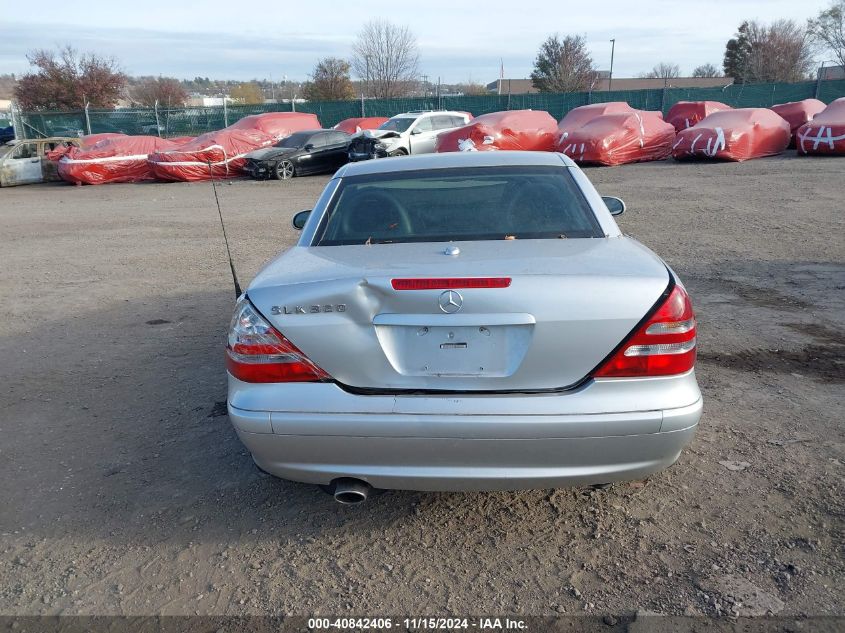 2002 Mercedes-Benz Slk 320 VIN: WDBKK65F02F268807 Lot: 40842406