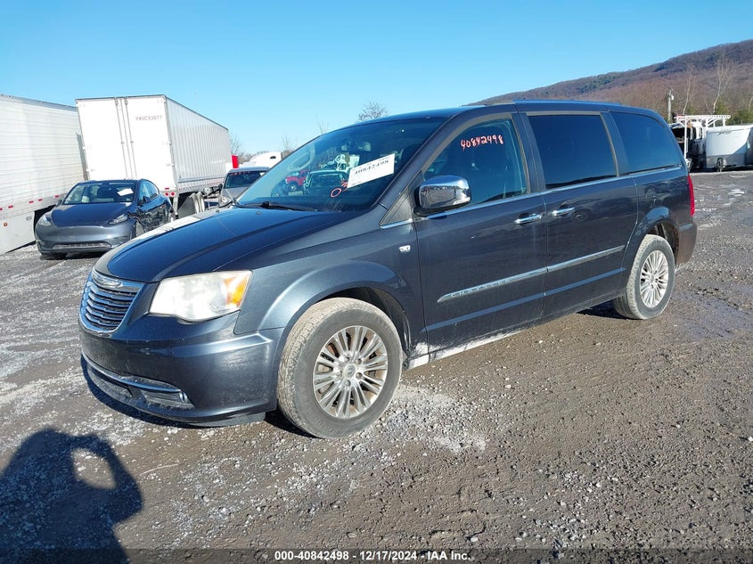 Vin: 2c4rc1cg5er330310, lot: 41332113, chrysler town & country touring-l 30th anniversary 20142