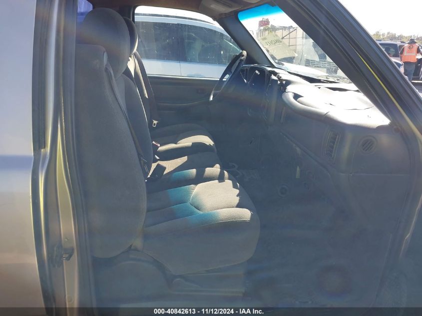 2002 GMC Sierra 1500 Standard VIN: 1GTEC14WX2Z266304 Lot: 40842613