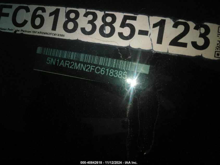 2015 Nissan Pathfinder Platinum VIN: 5N1AR2MN2FC618385 Lot: 40842618