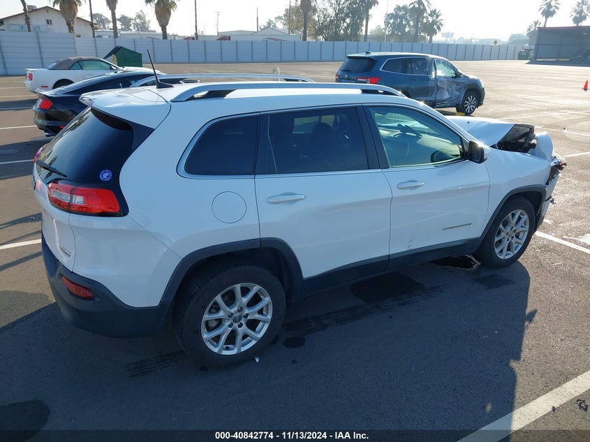 VIN 1C4PJLCB9JD537003 2018 JEEP CHEROKEE LATITUDE FWD