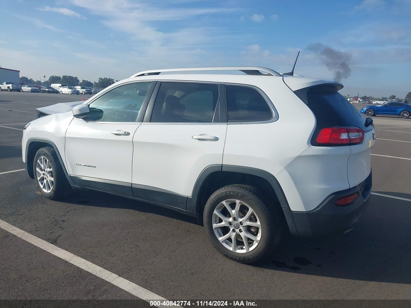VIN 1C4PJLCB9JD537003 2018 JEEP CHEROKEE LATITUDE FWD