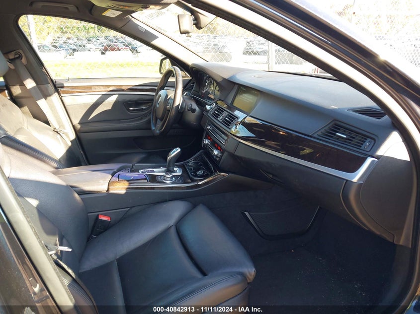 2013 BMW 535I XDRIVE - WBAFU7C57DDU72156