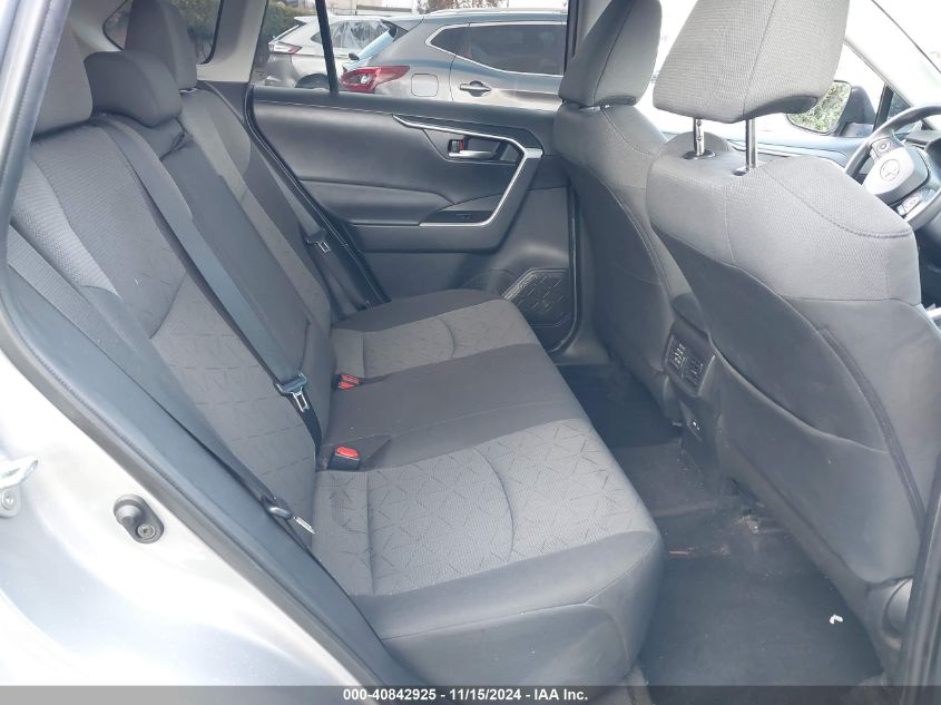 2021 TOYOTA RAV4 XLE VIN: 2T3W1RFV5MC121592