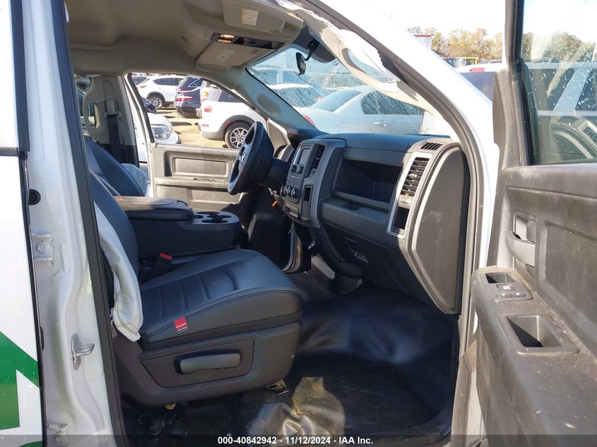 2023 RAM 1500 CLASSIC VIN: 1C6RR7FT1PS539885