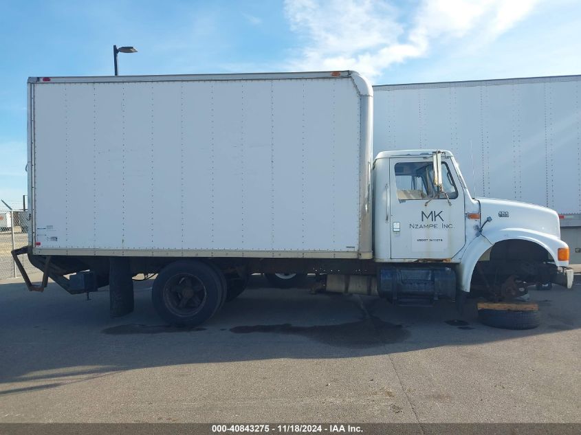 1998 International 4000 4700 VIN: 1HTSCABM6WH495775 Lot: 40843275