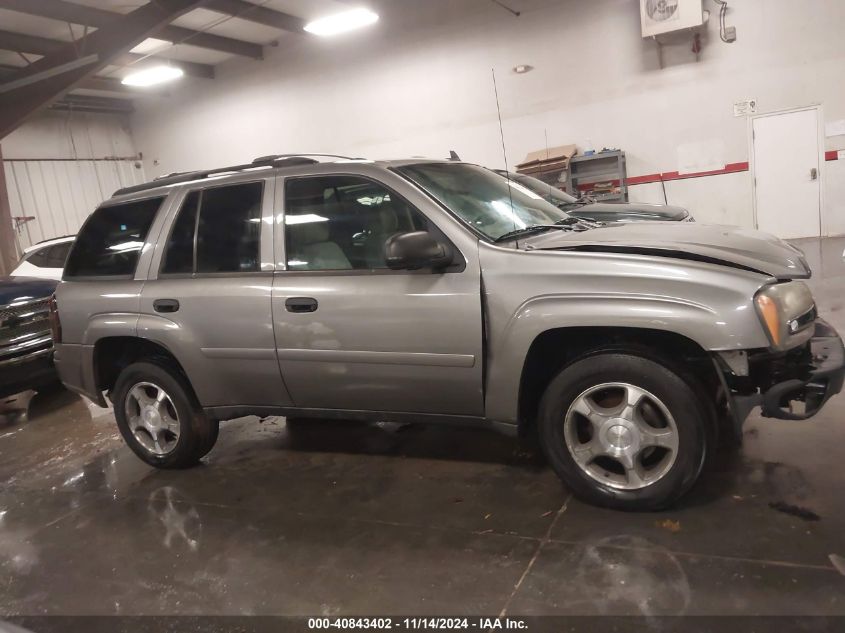 2007 Chevrolet Trailblazer Ls VIN: 1GNDT13S672310493 Lot: 40843402