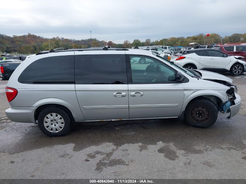 2005 Chrysler Town & Country Lx VIN: 2C4GP44R95R307156 Lot: 40843940