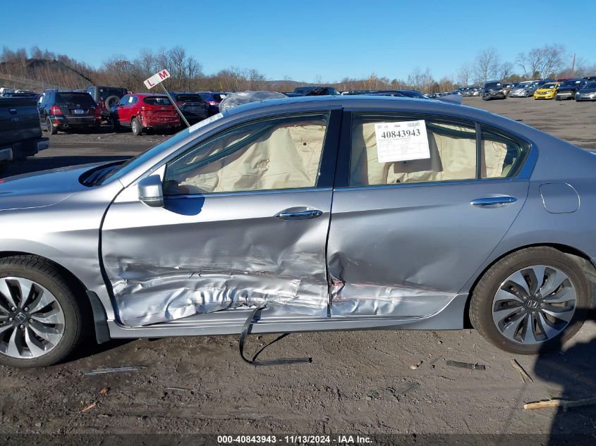 2017 Honda Accord Hybrid Touring VIN: 1HGCR2F18HA182021 Lot: 40843943