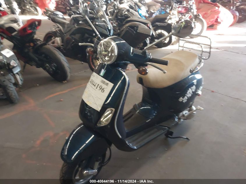 2007 Vespa Lx 150 VIN: ZAPM448F375007008 Lot: 40844196