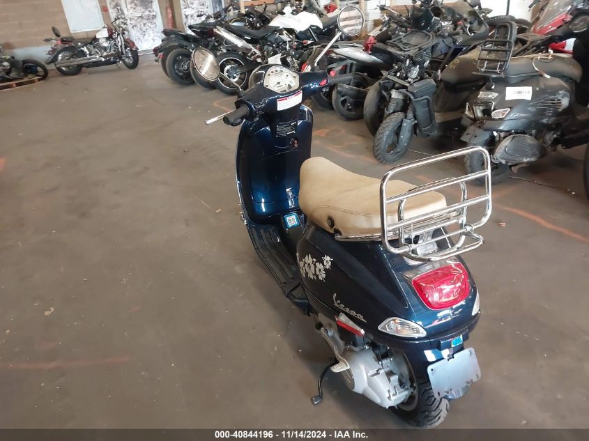 2007 Vespa Lx 150 VIN: ZAPM448F375007008 Lot: 40844196