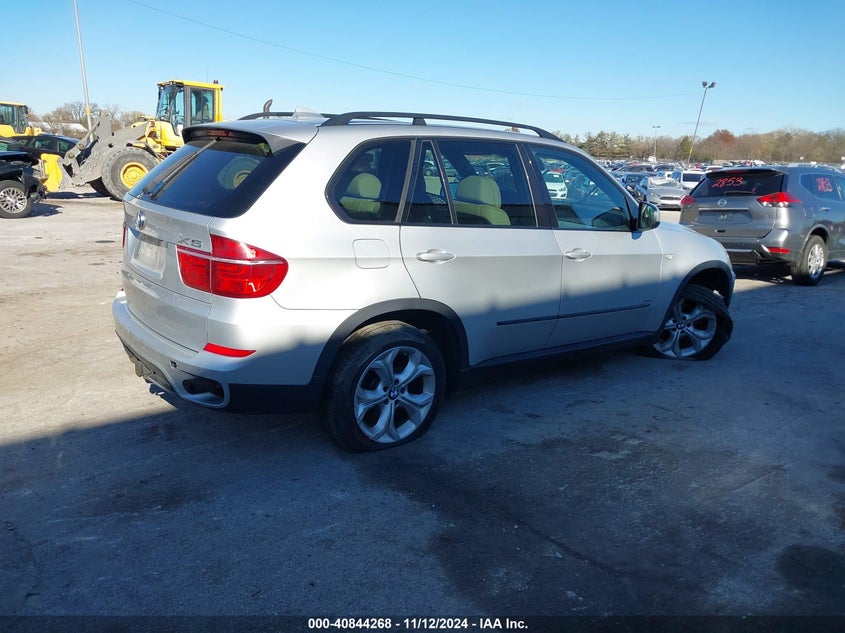 2011 BMW X5 VIN: 5UXZV4C54BL739055
