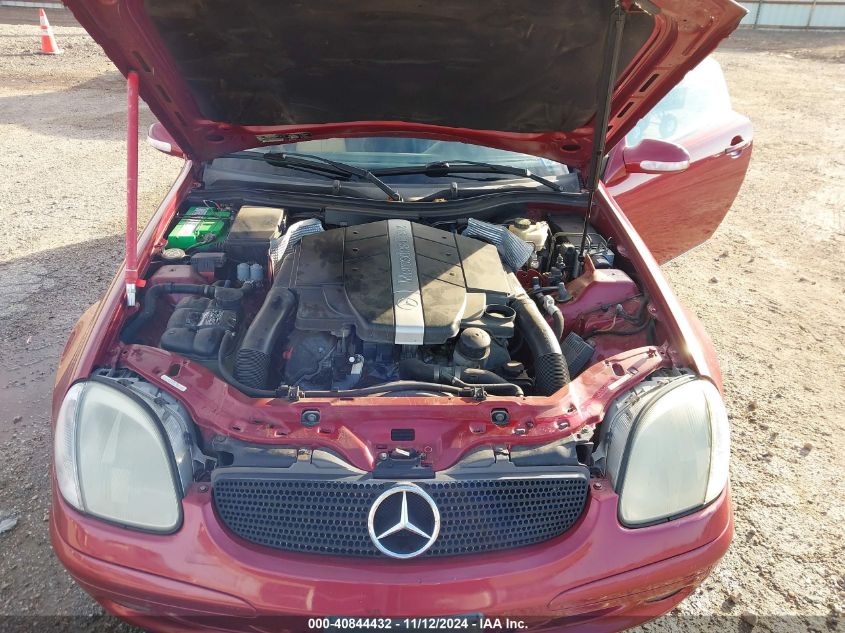 2001 Mercedes-Benz Slk 320 VIN: WDBKK65F71F188015 Lot: 40844432