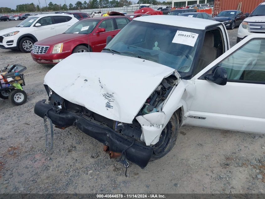 1998 Chevrolet S-10 Fleetside VIN: 1GCCS14X1W8157860 Lot: 40844578