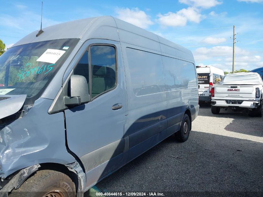 VIN WD4PF1CD9KP149363 2019 Mercedes-Benz Sprinter 2... no.14