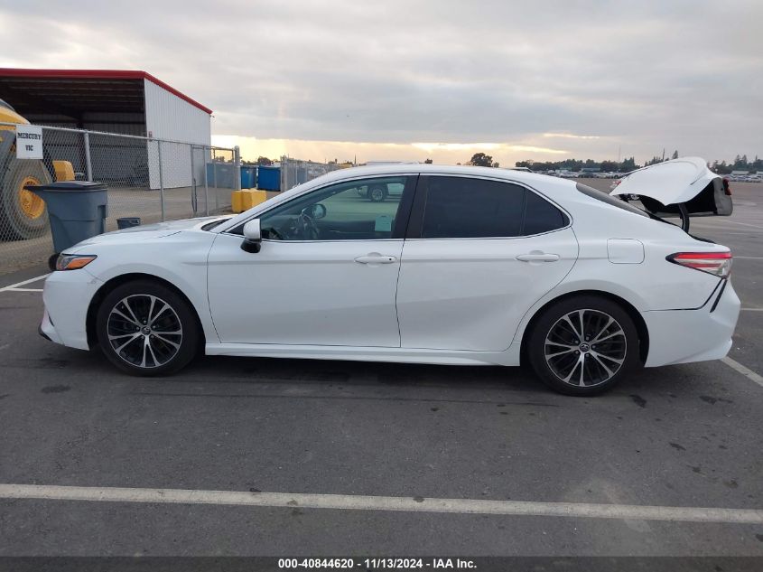 2018 TOYOTA CAMRY SE - 4T1B11HK9JU580937
