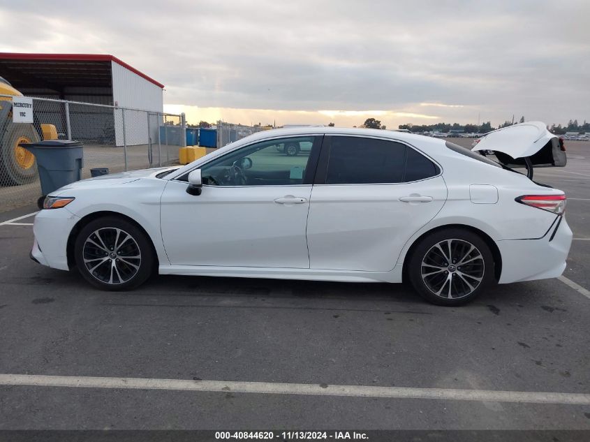 2018 Toyota Camry Se VIN: 4T1B11HK9JU580937 Lot: 40844620