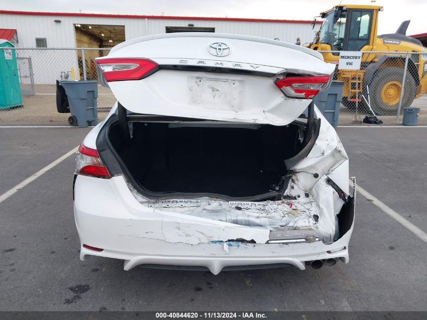 2018 TOYOTA CAMRY SE - 4T1B11HK9JU580937