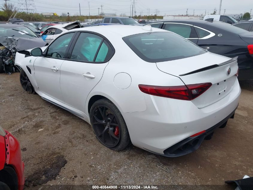 2018 Alfa Romeo Giulia Quadrifoglio Rwd VIN: ZARFAEAV4J7590345 Lot: 40844908