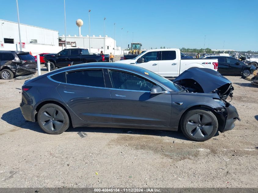 2019 Tesla Model 3 Long Range/Mid Range/Standard Range/Standard Range Plus VIN: 5YJ3E1EA8KF400513 Lot: 40845104