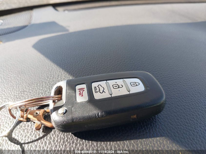 2012 KIA OPTIMA VIN: 5XXGR4A66CG079661