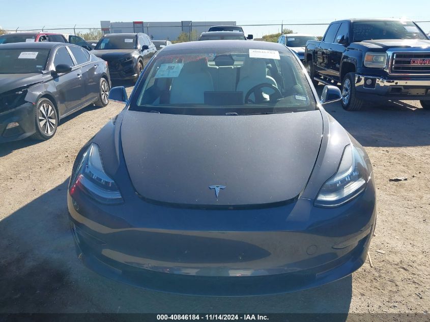 2018 Tesla Model 3 Long Range/Mid Range VIN: 5YJ3E1EA9JF181186 Lot: 40846184