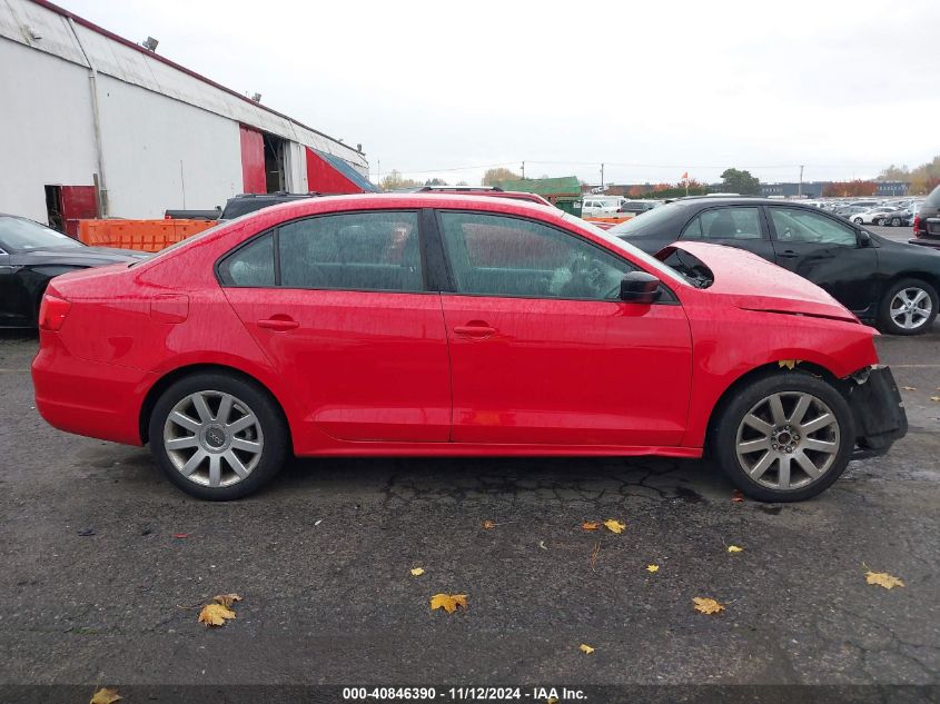 2013 Volkswagen Jetta 2.0L S VIN: 3VW2K7AJ9DM403736 Lot: 40846390