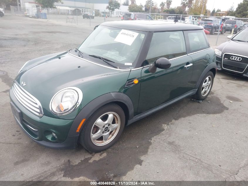 2011 Mini Cooper VIN: WMWSU3C57BT098397 Lot: 40846928