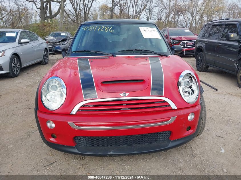 2005 Mini Cooper S VIN: WMWRE335X5TL10726 Lot: 40847286