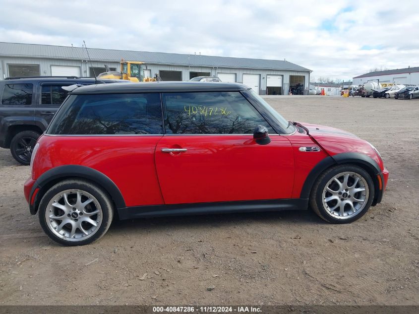 2005 Mini Cooper S VIN: WMWRE335X5TL10726 Lot: 40847286